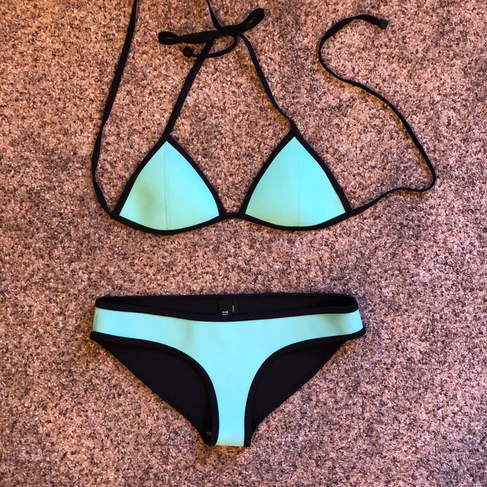 Triangl Bikini